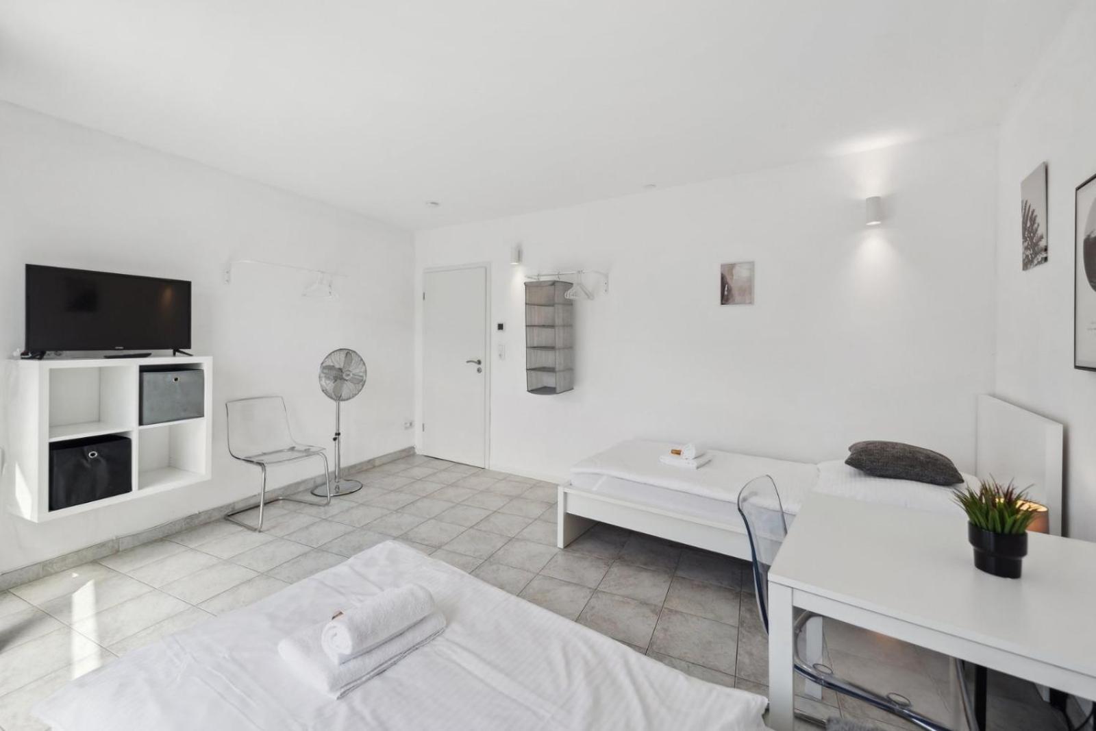 Andriss - Travel & Work - 5 Bedroom - Kitchen - Parking Кайзерслаутерн Екстериор снимка